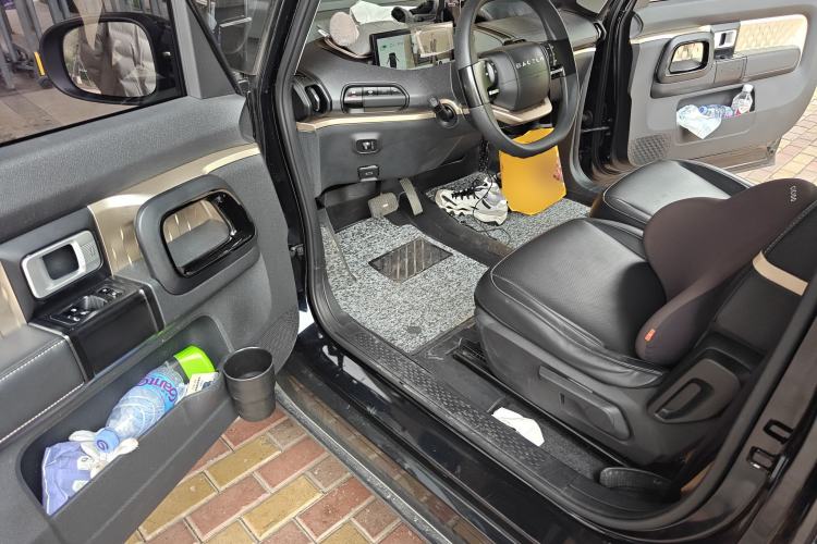 Used Baojun KiWi EV 2022 Designer Lite Edition Ternary Lithium Driver Seat