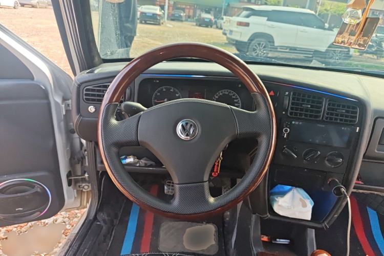 Used Volkswagen Jetta 2010 1.6L Partner
