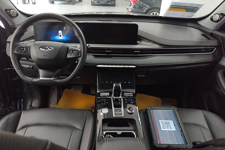 Used Chery Tiggo 8 PLUS 2021 290TGDI DCT Haoting Edition Center Console