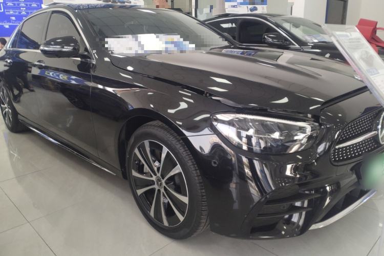 Used Mercedes-Benz E-Class New Energy 2022 Second Facelift E 350 e L Plug-in Hybrid Sports Sedan Exterior 1