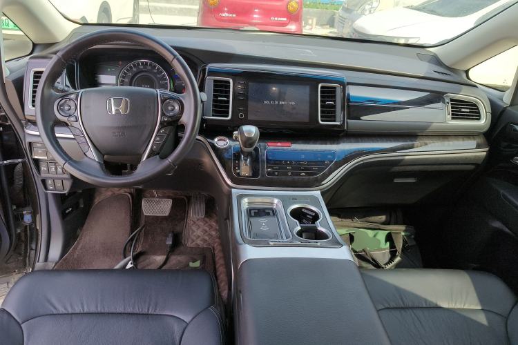 Used Honda Elysion 2019 2.0L Hybrid Luxury Edition