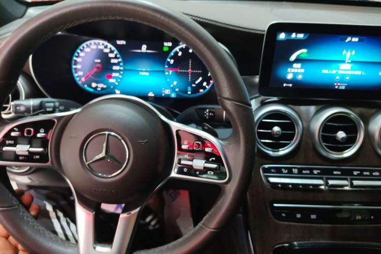 Used Mercedes-Benz GLC 2022 GLC 260 L 4MATIC Dynamic Edition Center Console