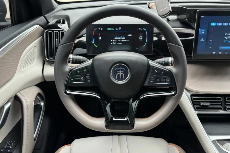 Used BYD Song Pro New Energy 2024 HONOR Edition DM-i 71KM Navigation Model Steering Wheel
