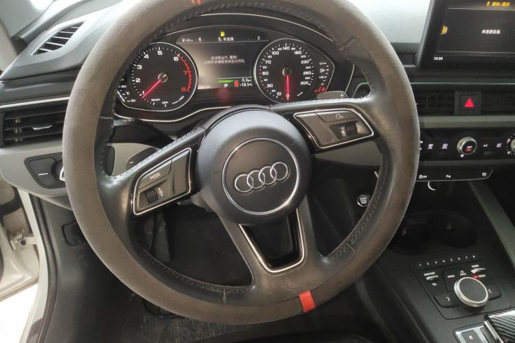 Used Audi A4L 2017 Plus 40 TFSI Ambition Model Steering Wheel