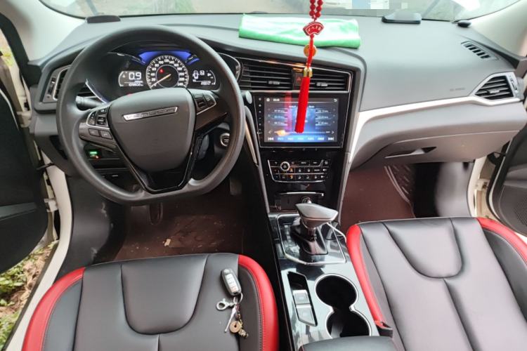 Used Venucia D60 2020 1.6L XL CVT Enjoyment Edition