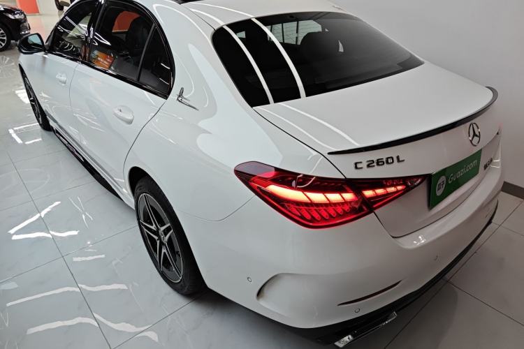 Used Mercedes-Benz C-Class 2024 Facelifted C-Class 260 L Night Edition Sports Version Exterior 2