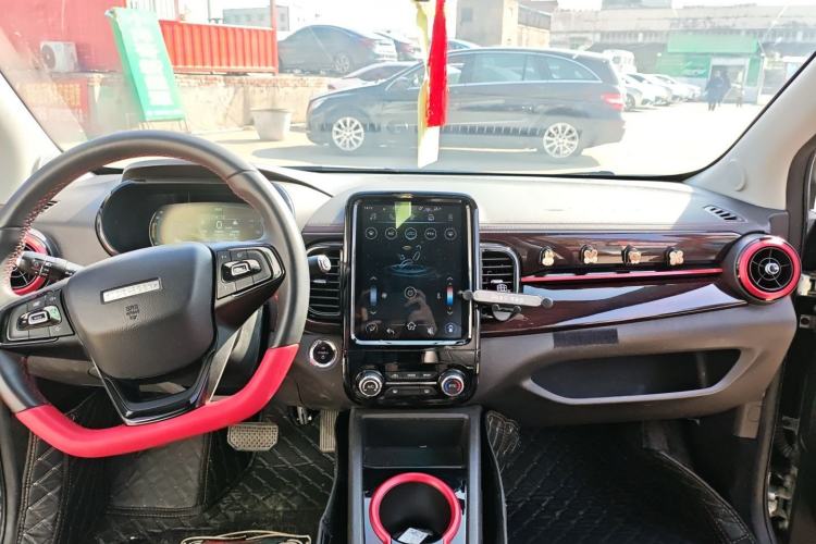 Used Chery Little Ant 2022 Revised Version Sweet Pink Edition Half-Sugar Version Lithium Iron Phosphate 30.7 kWh 30 kW 301 km
