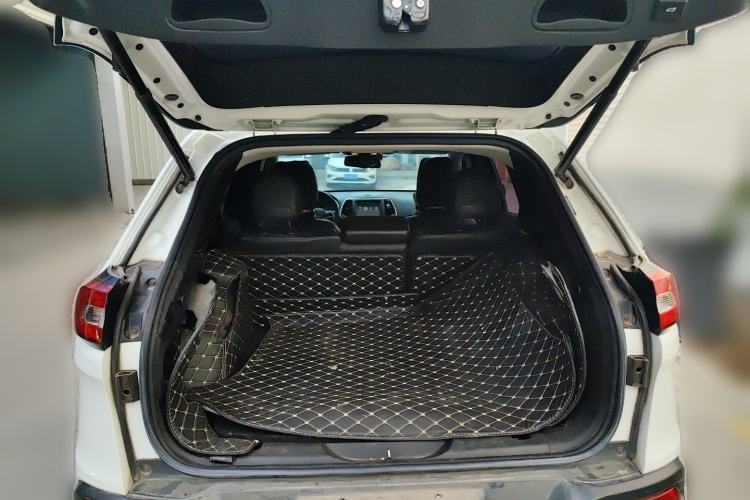 Used Jeep Cherokee 2017 2.0L Superior Edition Trunk