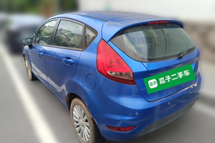 Used Ford Fiesta 2010 Hatchback 1.3L Manual Fashion Edition
