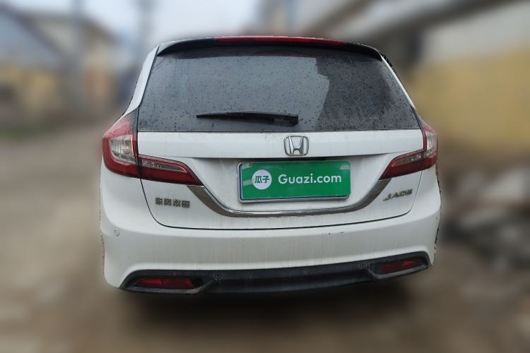 Used Honda Jade 2013 1.8L automatic Comfort version 5 seats