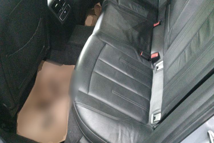 Used Audi A4L 2017 40 TFSI Fashion Model Left Rear Seat