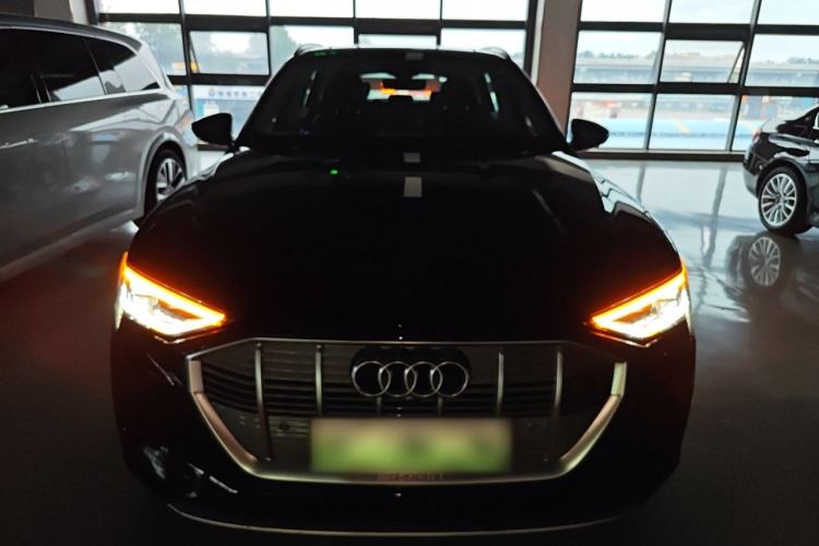 Used Audi e-tron 2019 55 quattro Technology Edition