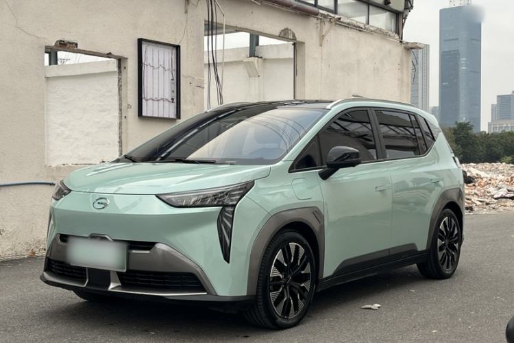 Used AION Y 2022 70 Tech Edition Lithium Iron Phosphate