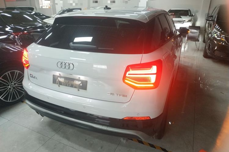 Used Audi Q2L 2021 35 TFSI Fashion Dynamic Model
