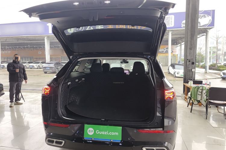 Used Volkswagen Tavendor 2024 380TSI All-Wheel Drive R-Line Cruise Edition