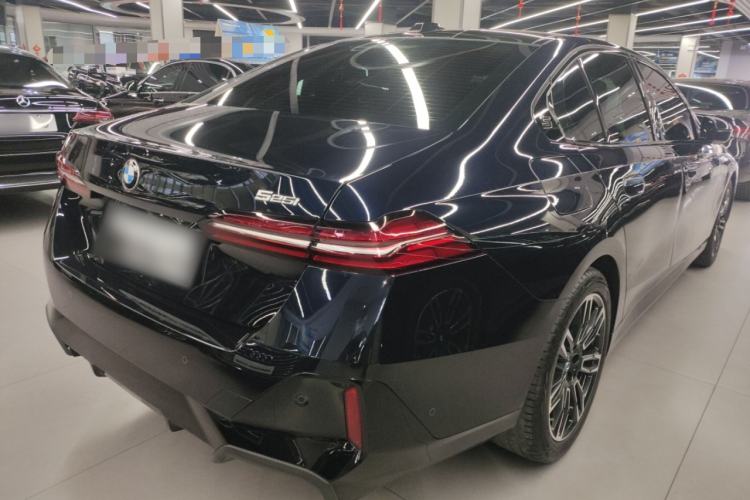 Used BMW 5 Series (Import) 2024 525i M Sport Package