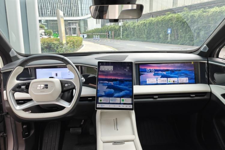 Used Geely Galaxy L7 2023 1.5T 115 km Starship
