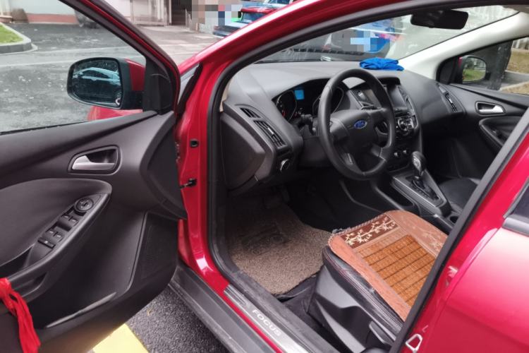 Used Ford Focus 2012 Hatchback 1.6L Automatic Comfort Model
