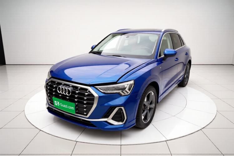 Used Audi Q3 2019 40 TFSI Fashion Dynamic Model Guazi used car, China used car export, Used car for sale, Used cars, Cheapest cars for sale