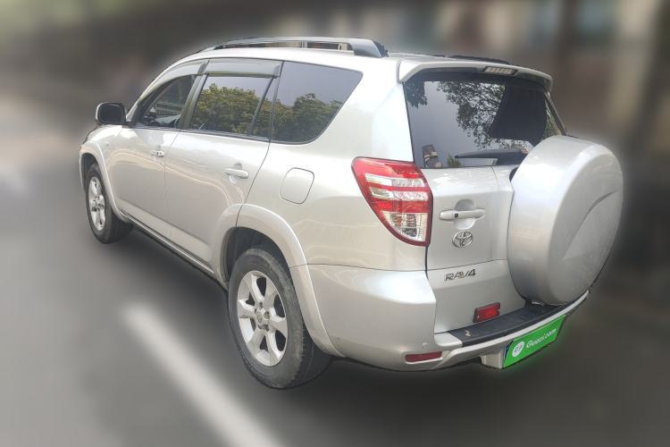 Used Toyota RAV4 2009 2.4L Automatic Luxury Edition
