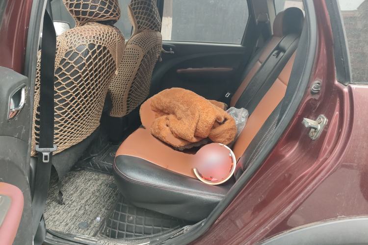 Used FORTHING Joyear X5 2013 1.6L Manual Luxury Model China IV Standard
