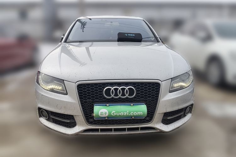 Used Audi A4L 2012 2.0 TFSI automatic Comfort trim level