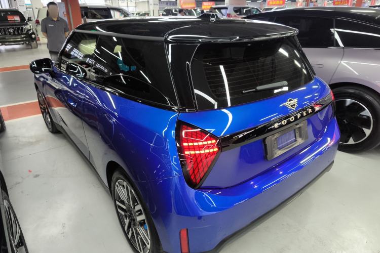 Used MINI Electric COOPER 2024 456km COOPER E Classic Edition Exterior 2