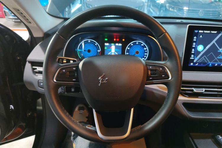 Used Hongqi E-QM5 2024 610 km PLUS