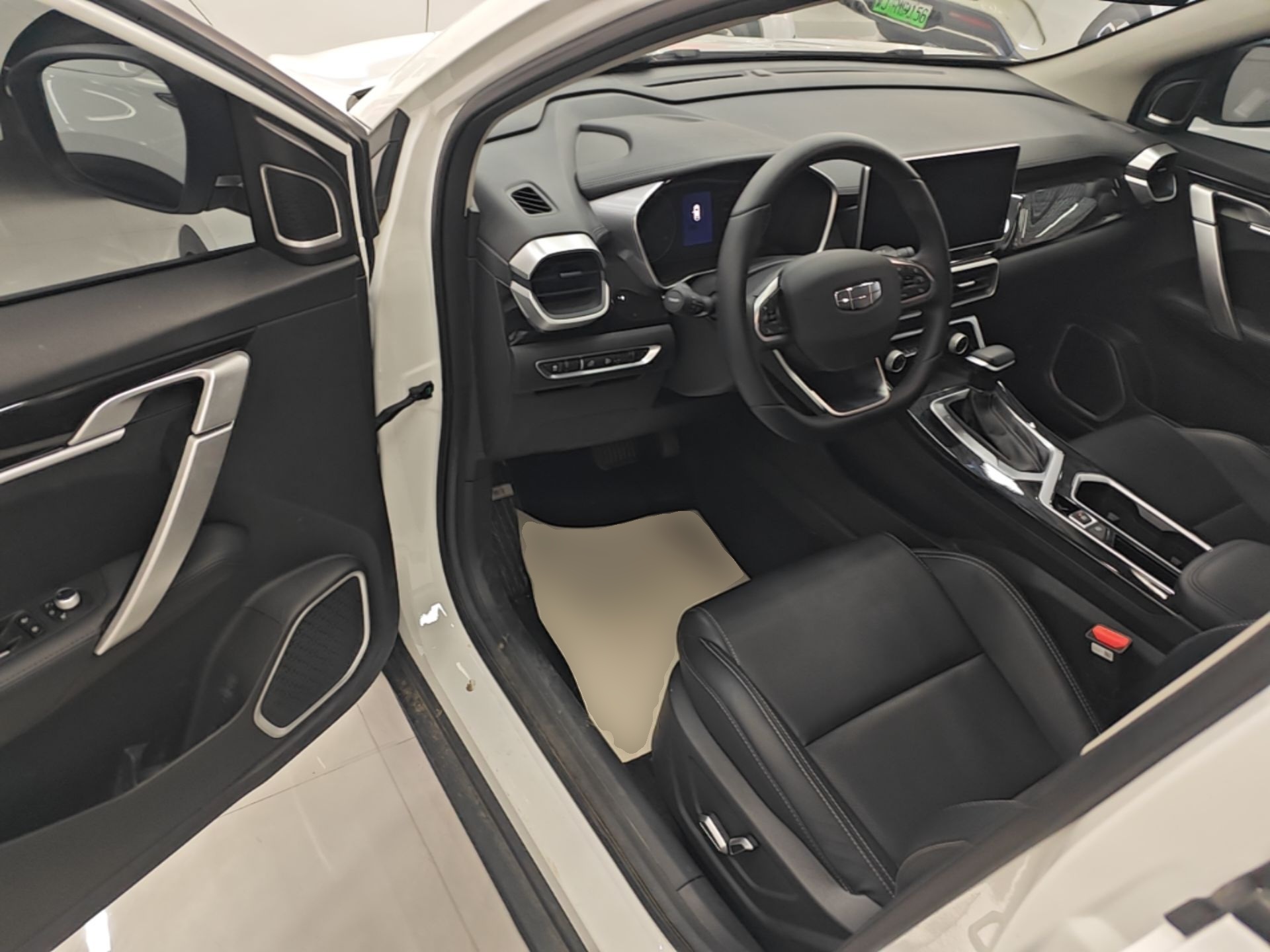Geely Auto Coolray 2025 Model 1.5L CVT Superpower Edition MAX — снимка 18