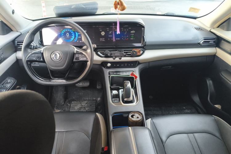 Used Dongfeng Aeolus E70 2021 Revised Version 3 500 Ultra-Comfort Edition Center Console