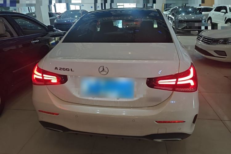 Used Mercedes-Benz A-Class 2022 Revised Version A 200 L Sport Sedan Fashionable Style