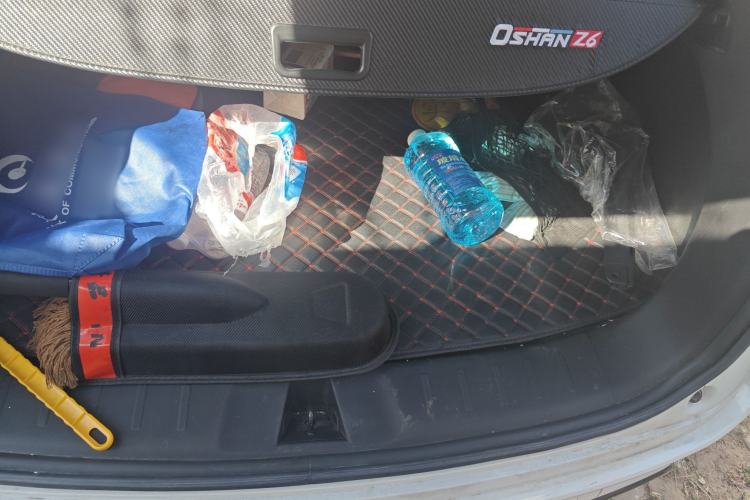 Used CHANGAN OSHAN Z6 2022 Blue Whale 1.5T DCT Smart Navigation Model