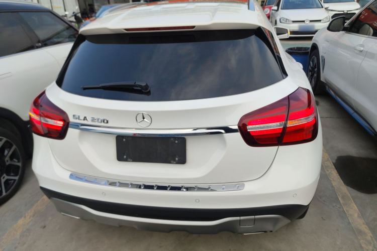 Used Mercedes-Benz GLA 2017 GLA 200 Fashion Model