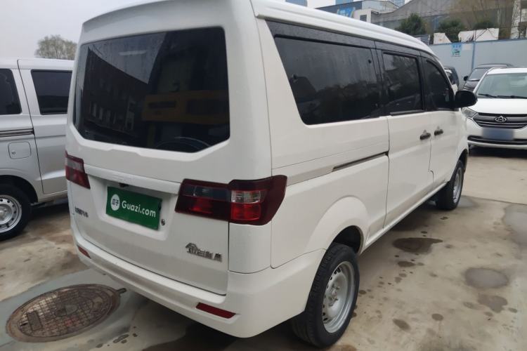 Used Jinbei Gold Hiace M Classic 2023 1.5L Engineering Lion Passenger Vehicle 5/6/7 Seats