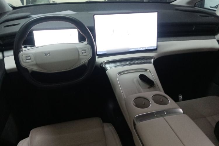 Used XPeng X9 2024 702 Ultra-Long Range Max
