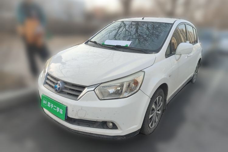 Used Venucia R50 2013 1.6L Manual Fashion Edition