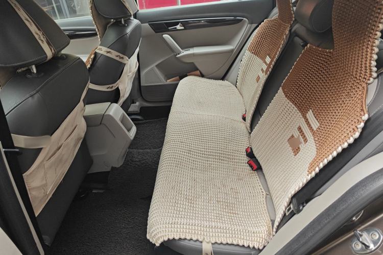 Used Volkswagen Gran Lavida 2013 1.6L Manual Comfort Model