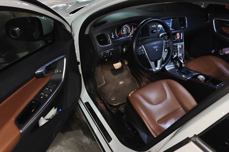 Used Volvo S60 2017 S60L T3 Smart Upgrade Edition
