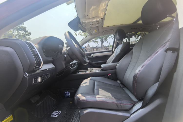 Used BYD Tang New Energy 2018 DM 2.0T All-Wheel Drive Smart Connectivity Luxury Model 7 Seats China V Emission Standard Left Front Seat