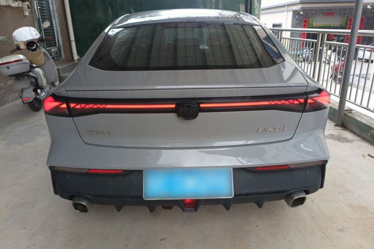 Used CHANGAN UNI-V 2022 1.5T Prestige Version Rear