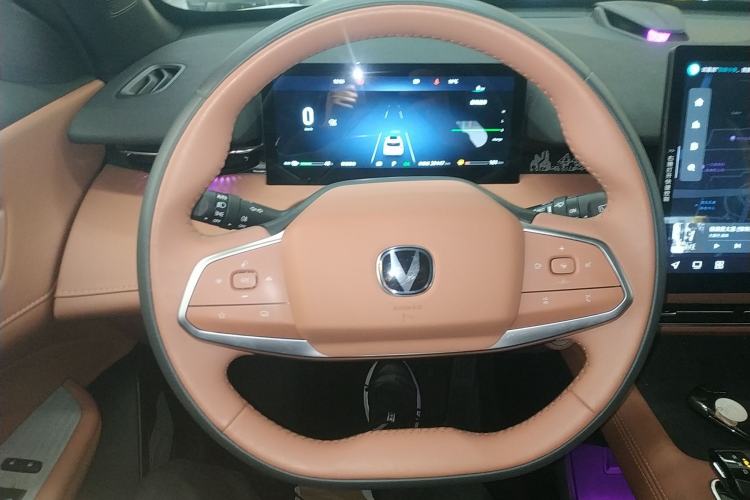 Used CHANGAN UNI-Z New Energy 2024 Blue Whale Smart Electric iDD 125km Excellence Model Steering Wheel