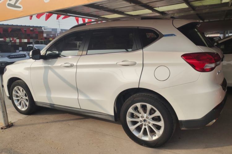 Used Haval H2 2017 Blue Label 1.5T Manual Two-Wheel Drive Luxury Model