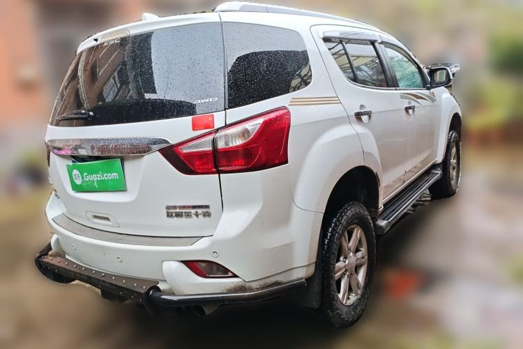 Used Isuzu mu-X 2015 3.0T 4x4 Automatic Luxury 7-Seater