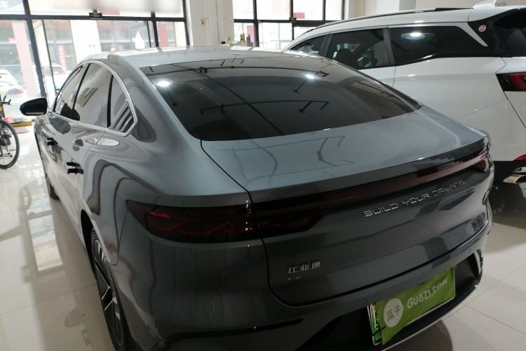 Used BYD Han 2023 EV Champion Edition 605KM Front-Drive Premium Model
