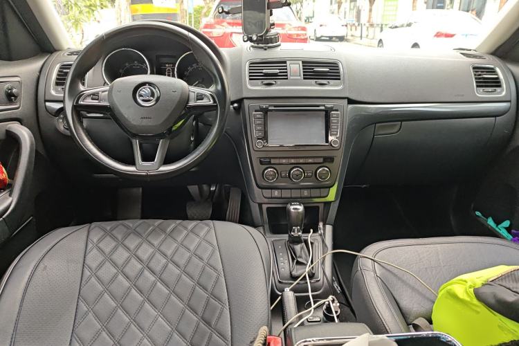 Used Skoda Yeti 2014 1.4 TSI DSG Phantom Edition
