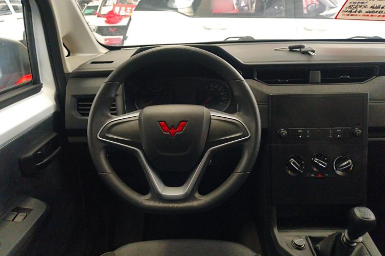 Used Wuling Zhengcheng 2022 2.0L Manual Entrepreneurial Version