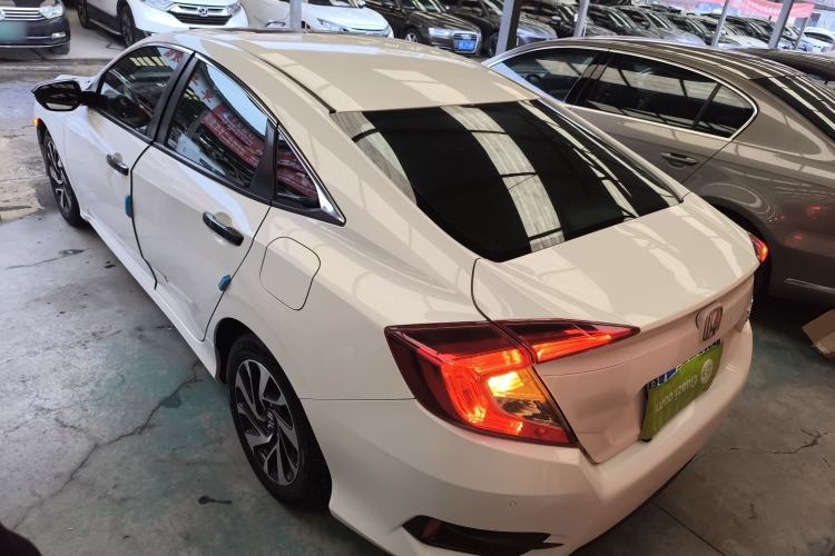 Used Honda Civic 2016 220TURBO CVT Luxury Edition
