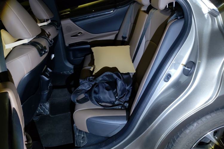 Used Lexus ES 2021 200 Excellence Edition
