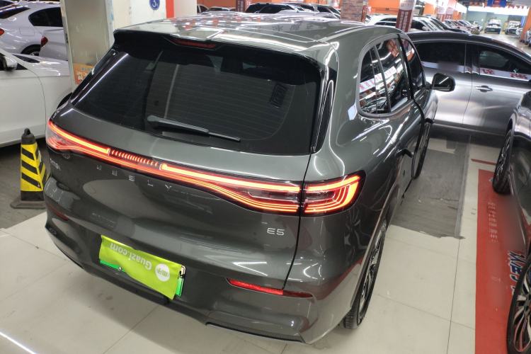 Used Geely Galaxy E5 2026 Model 610km Long-Distance Edition
