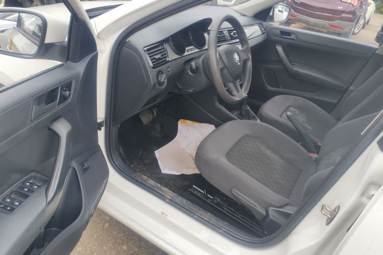 Used Skoda Rapid 2022 1.5L Automatic Comfort Edition
